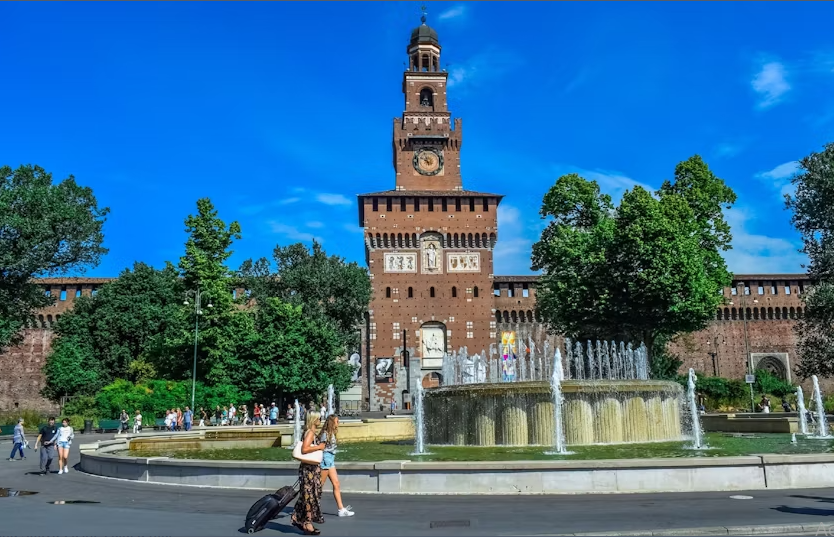 Duomo and Sforza Castle guided tour - Image 4